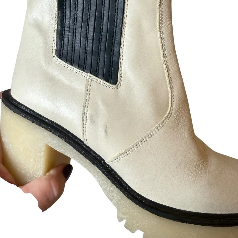 Free People Lug Sole James Chelsea Boots White Leather NEW Size EU 38 US 7.5